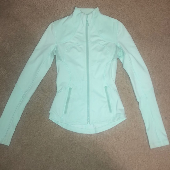 lululemon athletica Jackets & Blazers - Lululemon forme jacket